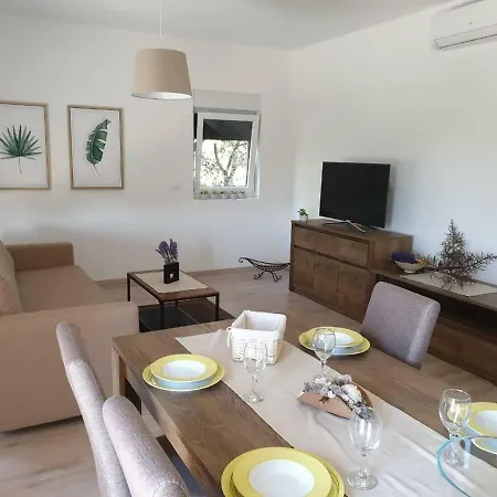 Apartament Atena Zaton 2 *