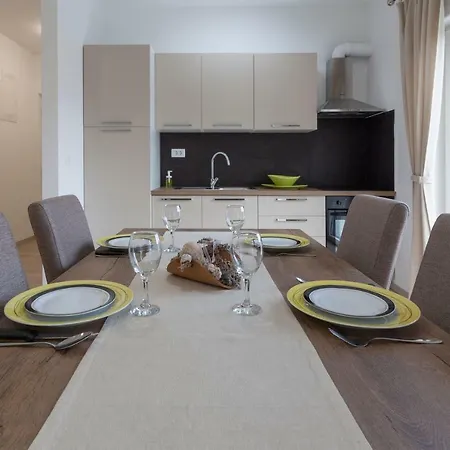 Apartament Atena Zaton 2 *