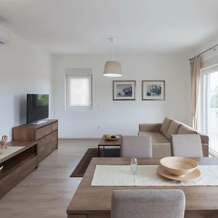 Atena Zaton 2 Apartment Nin