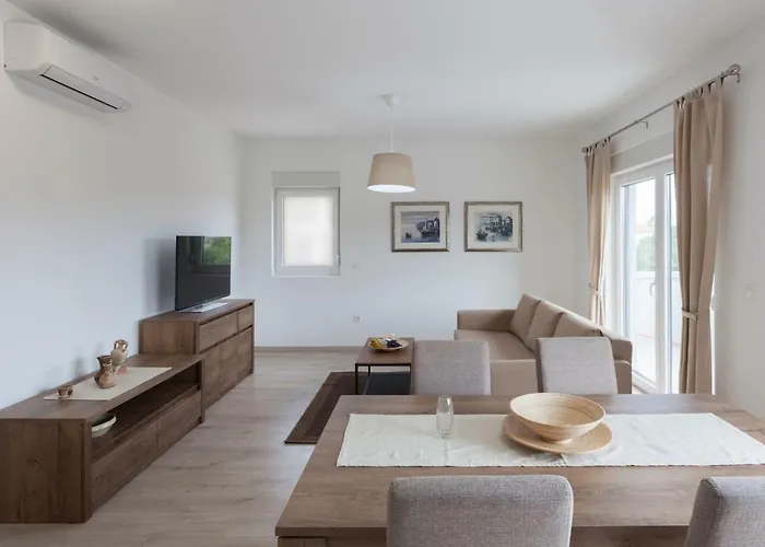 Atena Zaton 2 Apartment Nin